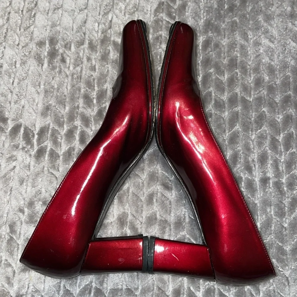 Stuart Weitzman Burgundy Printed Patent Leather Square Toe Pumps. Size 6.5.‎